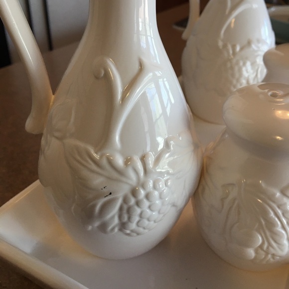 Tabletops Gallery Kitchen Vintage Tabletops Gallery 7piece Condiments